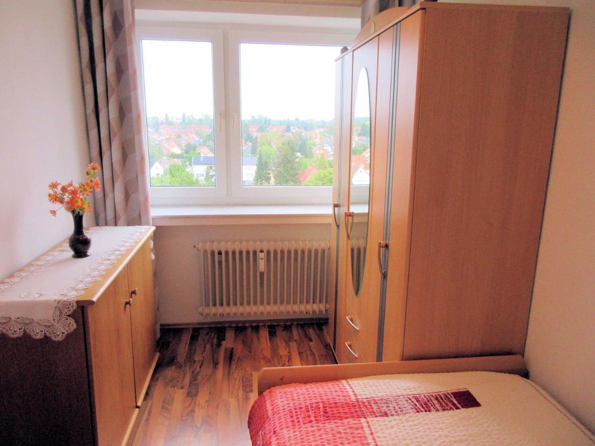 Private Apartment near fair ground Hanovre Extérieur photo